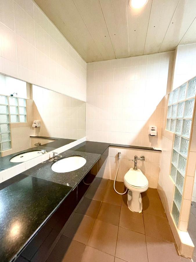 Bansuan Resort Nakhon Sawan Bagian luar foto